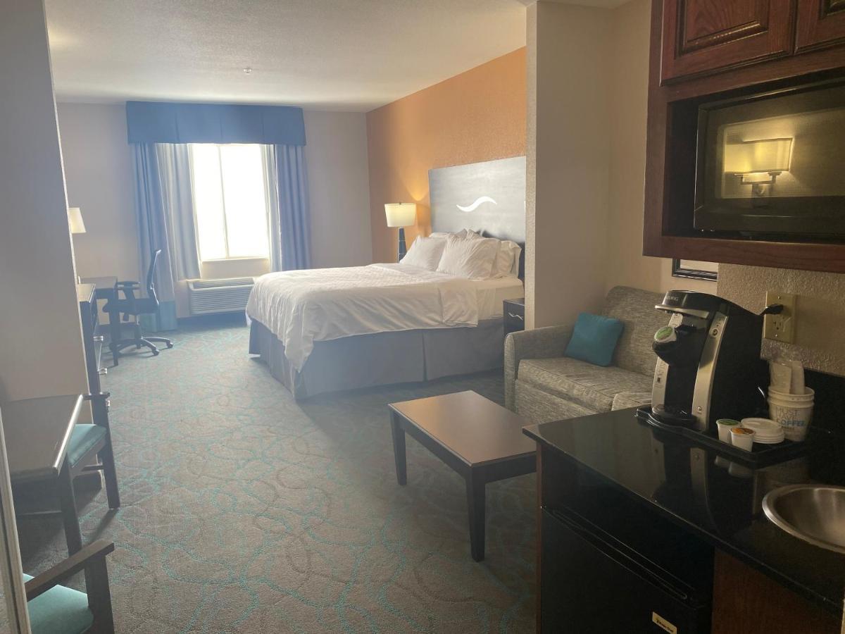Holiday Inn Express Hotel And Suites Fort Stockton By Ihg Exterior photo